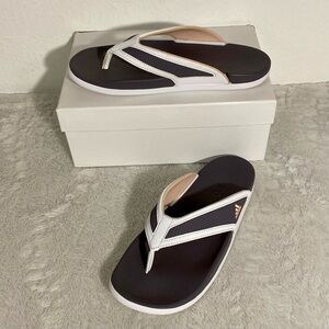 Adidas Adilette Comfort Flip Flop Thong Sandals Women’s Size 7